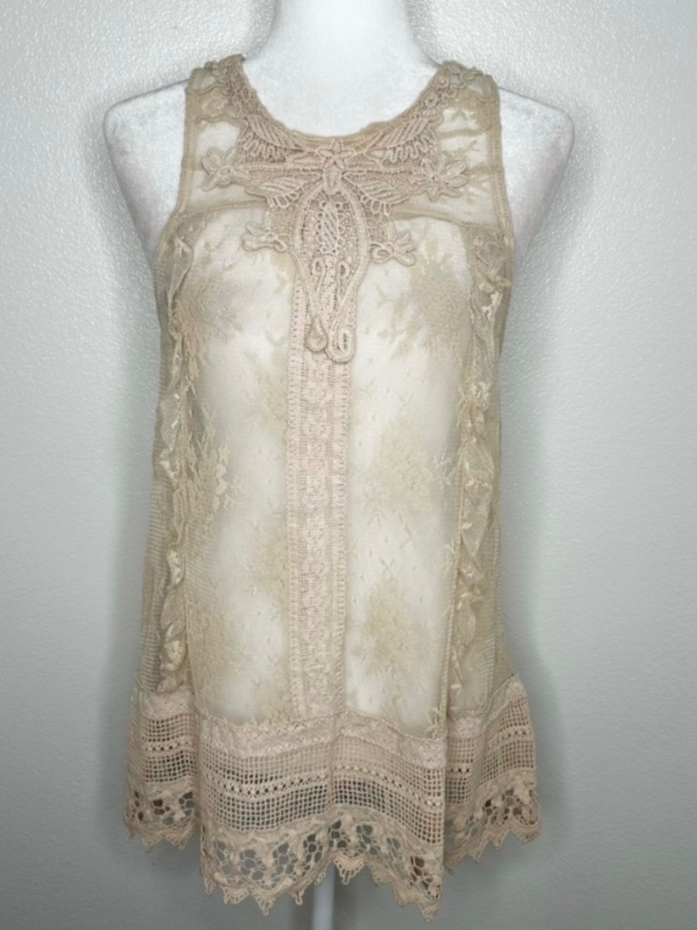 Cynthia Rowley Womens Beige Lace Crochet Tank Top Size M EUC